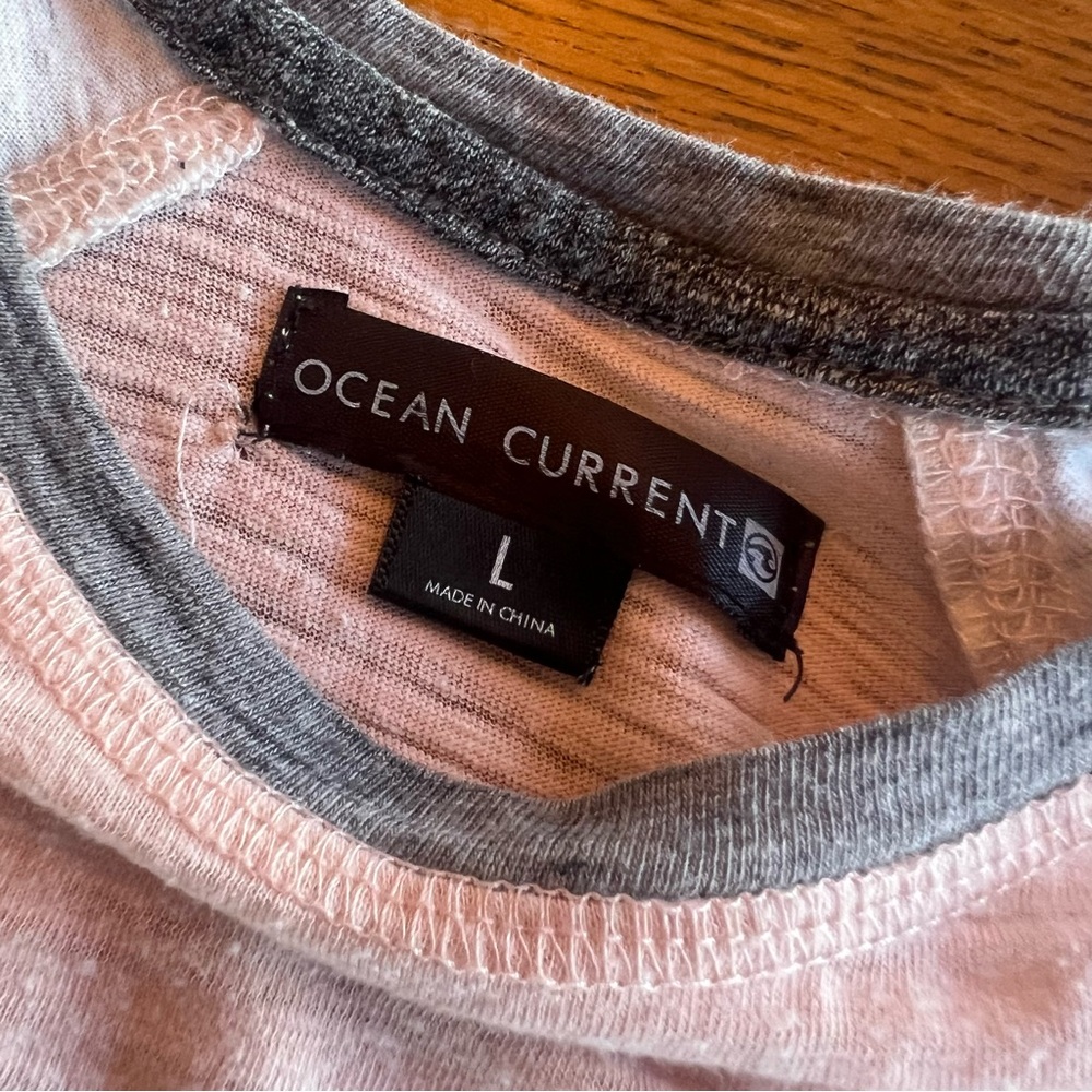 Ocean Current Men’s Colorblock Tee - Picture 3 of 4